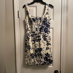 SANDRA DRESS
NAVY VINTAGE FLORAL - size 4